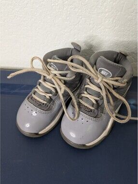Nike Jordan Toddler High Top Sneakers Gray Athletic Shoes Lace-Up Size US 6